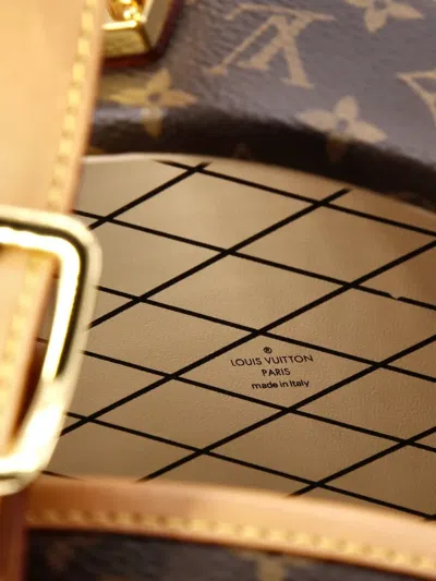 Pre-owned Louis Vuitton Petite Boite Chapeau Bag Monogram Canvas Crossbody Bag In Brown