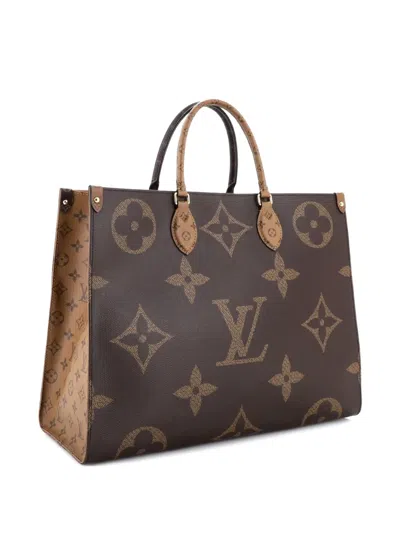 Pre-owned Louis Vuitton Onthego Reverse Monogram Giant Gm Tote Bag In Brown