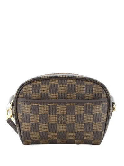 Pre-owned Louis Vuitton Ipanema Pochette Damier Crossbody Bag In Brown