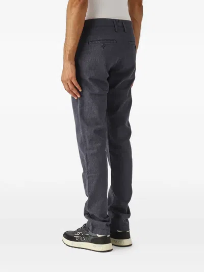 Jacob Cohen Bobby Slim-fit Tessuto Chevron Di Cotone Stretch Tinto In Capo Trousers In Gray