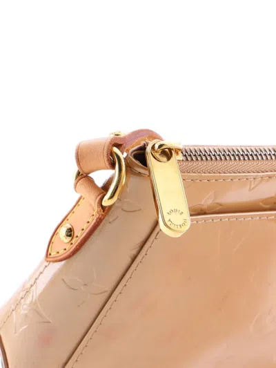 Pre-owned Louis Vuitton Minna Street Handbag Monogram Vernis Crossbody Bag In Neutral