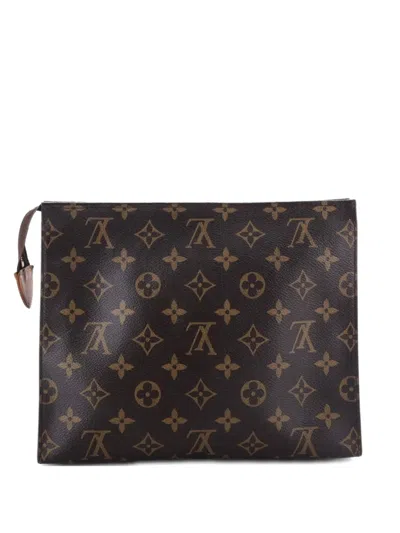 Pre-owned Louis Vuitton Toiletry Pouch Monogram Canvas 26 Clutch Bag In Brown