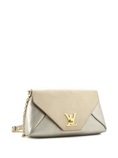 Pre-owned Louis Vuitton Love Note Chain Clutch Leather Crossbody Bag In Gold