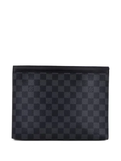 Pre-owned Louis Vuitton Pochette Voyage Damier Graphite Mm Clutch Bag In Black