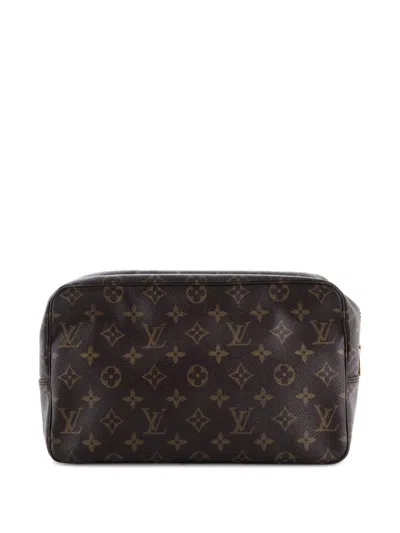 Pre-owned Louis Vuitton Trousse Toiletry Monogram Canvas 28 Pouch In Brown