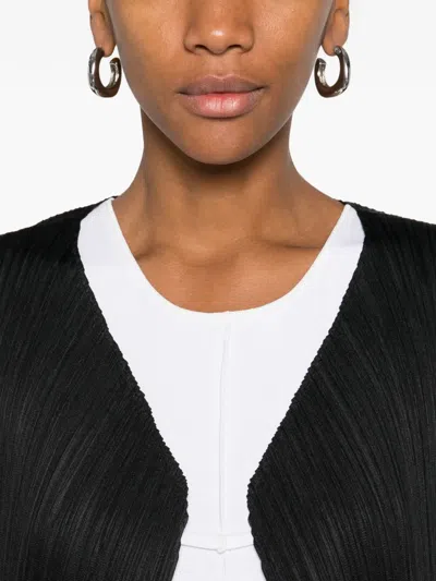 Issey Miyake Pleated-effect Open-front Coat In Black