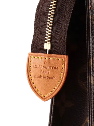 Pre-owned Louis Vuitton Toiletry Pouch Monogram Canvas 26 Clutch Bag In Brown