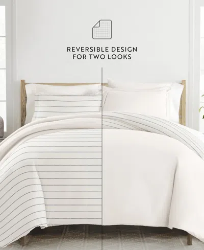 Ienjoy Home Timeless Pattern Reversible 2-pc. Duvet Cover Set, Twin/twin Xl In White