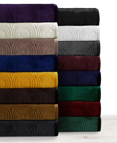 Tribeca Living Capri Medallion Velvet Oversized Solid 2 Piece Quilt Set, Twin In Neutral