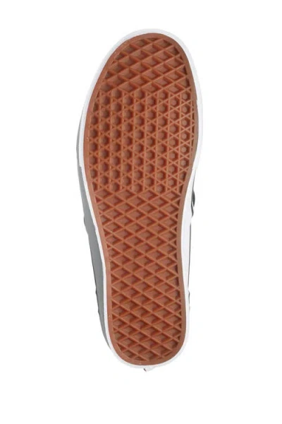 Vans Asher Sneaker In Multi