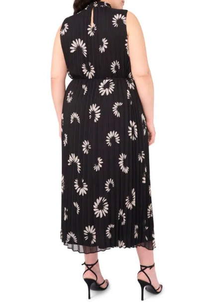 Halogen ® Daisy Print Sleeveless Pleated Maxi Dress In Black