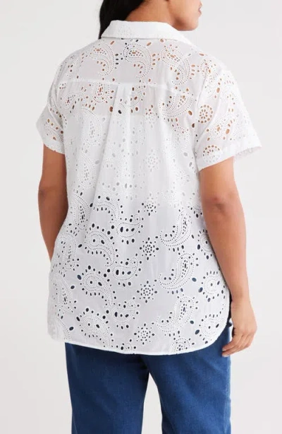 Universal Standard Short Sleeve Shirt In White