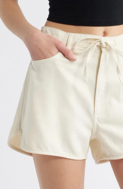 Rag & Bone Off-white Featherweight Nolan Drawstring Denim Shorts In Sand