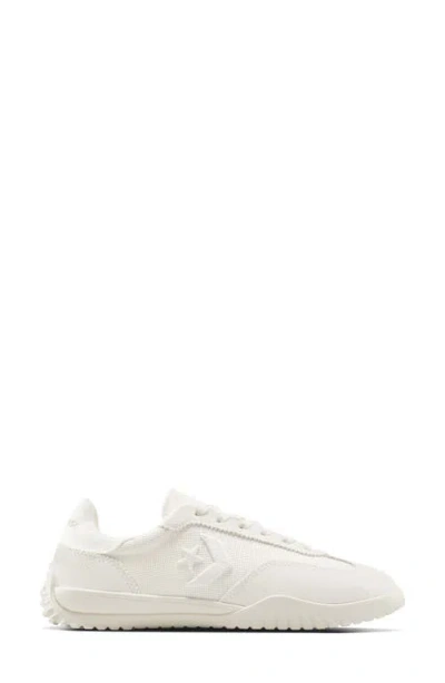 Converse Gender Inclusive Run Star Trainer Ox Sneaker In White