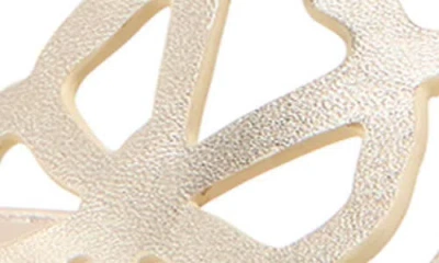 Stuart Weitzman Jasmine Metallic Cutout Thong Sandals In Gold