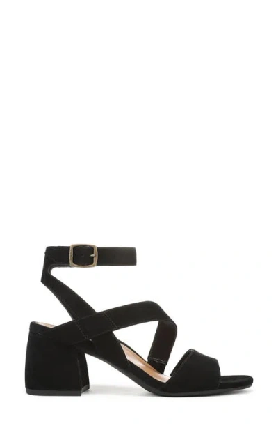 Vionic Samara Block Heel Sandal In Black
