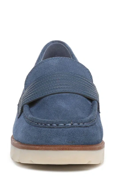 Vionic Corinne Loafer In Blue