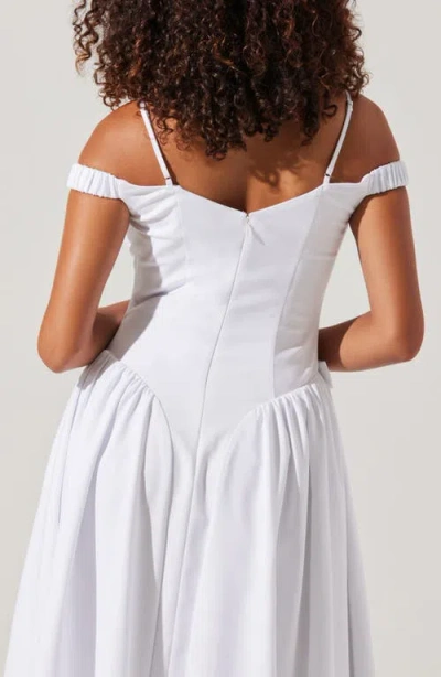 Astr The Label Elvinia Cold Shoulder Midi Dress In White