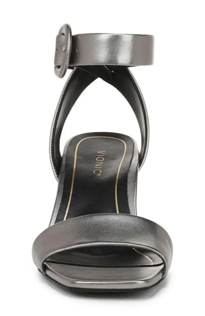 Vionic Zinfandel Sandal In Gray