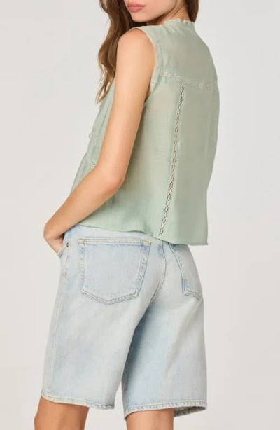 Astr The Label Lace Trim Tie Front Top In Green