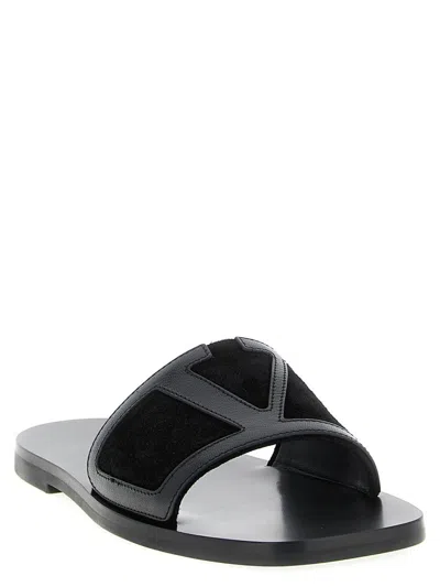 Valentino Garavani Superstar Leather Sandals For Modern Elegance In Black