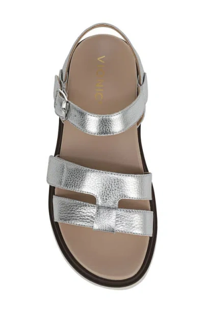 Vionic Solana Metallic Platform Sandal In Silver
