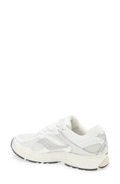 Saucony Gender Inclusive Progrid Omni 9 Sneaker In White