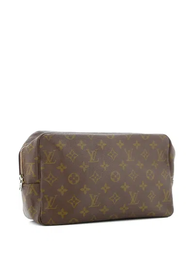 Pre-owned Louis Vuitton Trousse Toiletry Monogram Canvas 28 Pouch In Brown