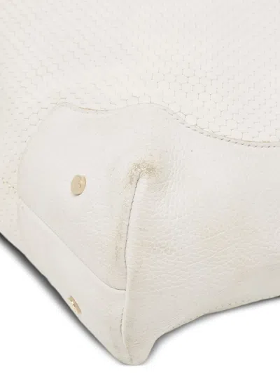 Pre-owned Aigner 2000s Leather Shoulder Bag In White