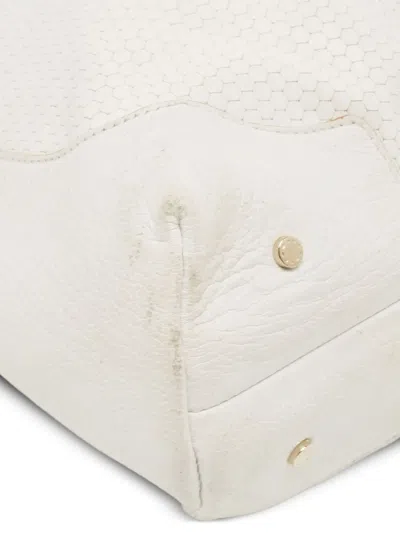 Pre-owned Aigner 2000s Leather Shoulder Bag In White