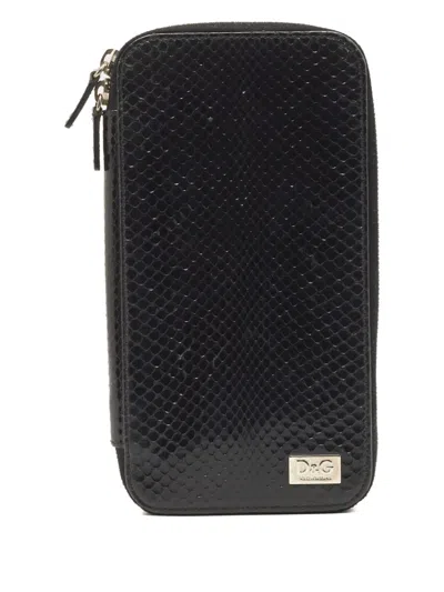 Pre-owned Dolce & Gabbana 2000s Snakeskin Zip-around Wallet In Black