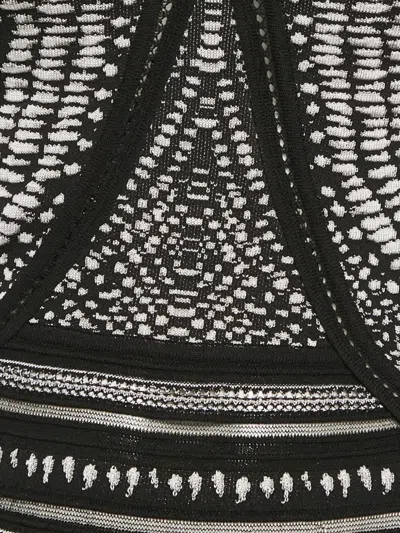 Pre-owned Roberto Cavalli Vintage V-neck Jacquard T-shirt In Black