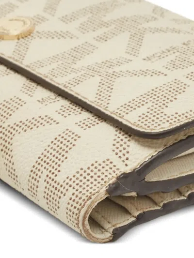 Pre-owned Michael Kors 859716 White In Neutral