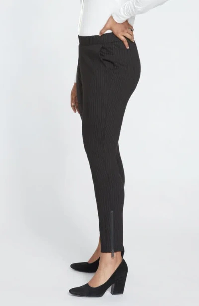 Universal Standard Moro Pull-on Pants In Black