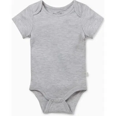 Mori Short Sleeve Bodysuit In Animal Print