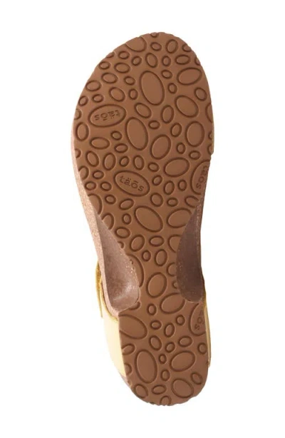 Taos Loop Toe Loop Sandal In Brown