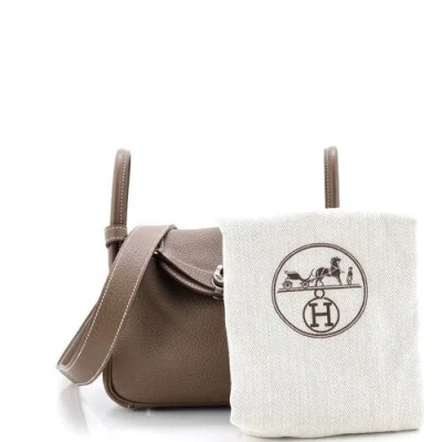 Pre-owned Hermes  Hermes Lindy Bag Clemence Mini In Brown