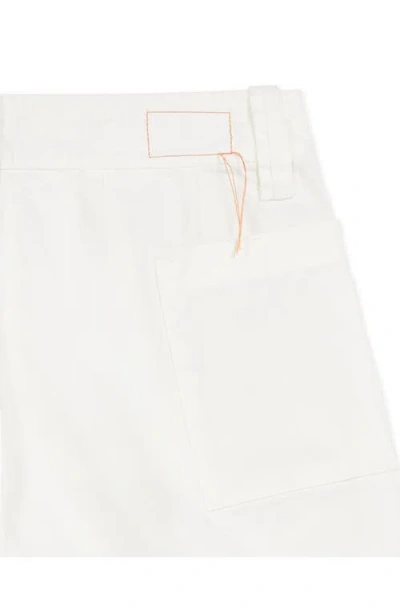 Fortela Bedford Cotton Bermuda In White