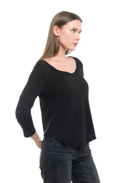 Wilt Clothing 3/4 Sleeve V-neck Shirttail Tee With Raw Hem Top In Pink