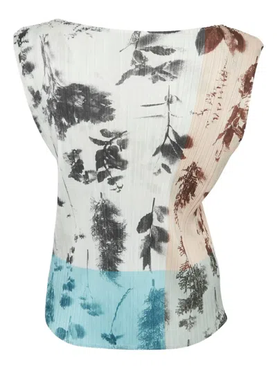 Pre-owned Issey Miyake 2000s Pleated Floral-print Top In Neutral