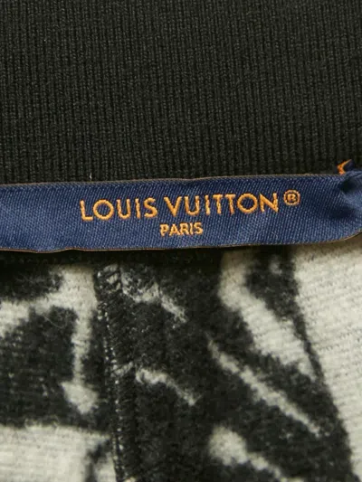 Pre-owned Louis Vuitton Cartoon-print Terry Shorts In Black