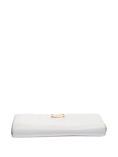 Pre-owned Michael Kors Vintage 2010 Zip-up Wallet In White