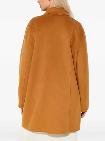 Aeron Cavendish Jacket In Brown