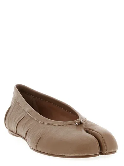 Maison Margiela 'tabi New' Ballet Flats In Brown