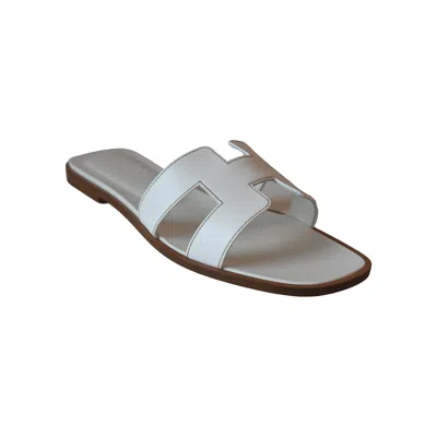 Pre-owned Hermes Oran Sandals White