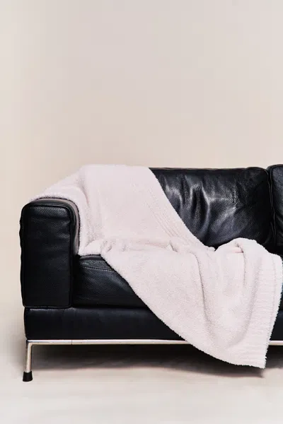 Danielle Guizio Ny Cloud Nine Throw Blankie In White