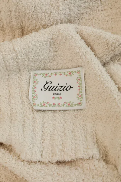 Danielle Guizio Ny Cloud Nine Throw Blankie In White