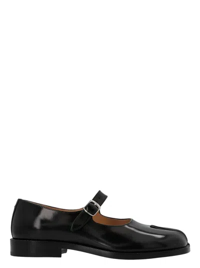 Maison Margiela Tabi Leather Mary Jane Loafers In Black