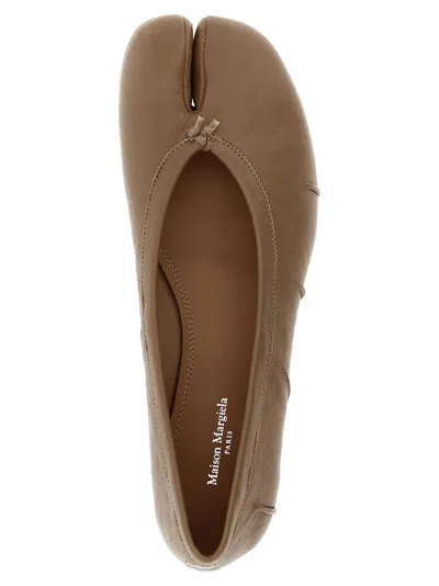 Maison Margiela Tabi New Flat Shoes Beige In Brown
