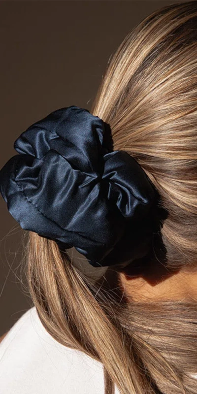 Drowsy Pillow Scrunchie Midnight Blue In Blue